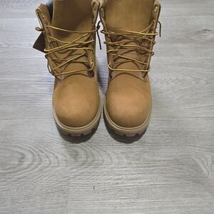 Timberland Tan Boots with Gold Laces